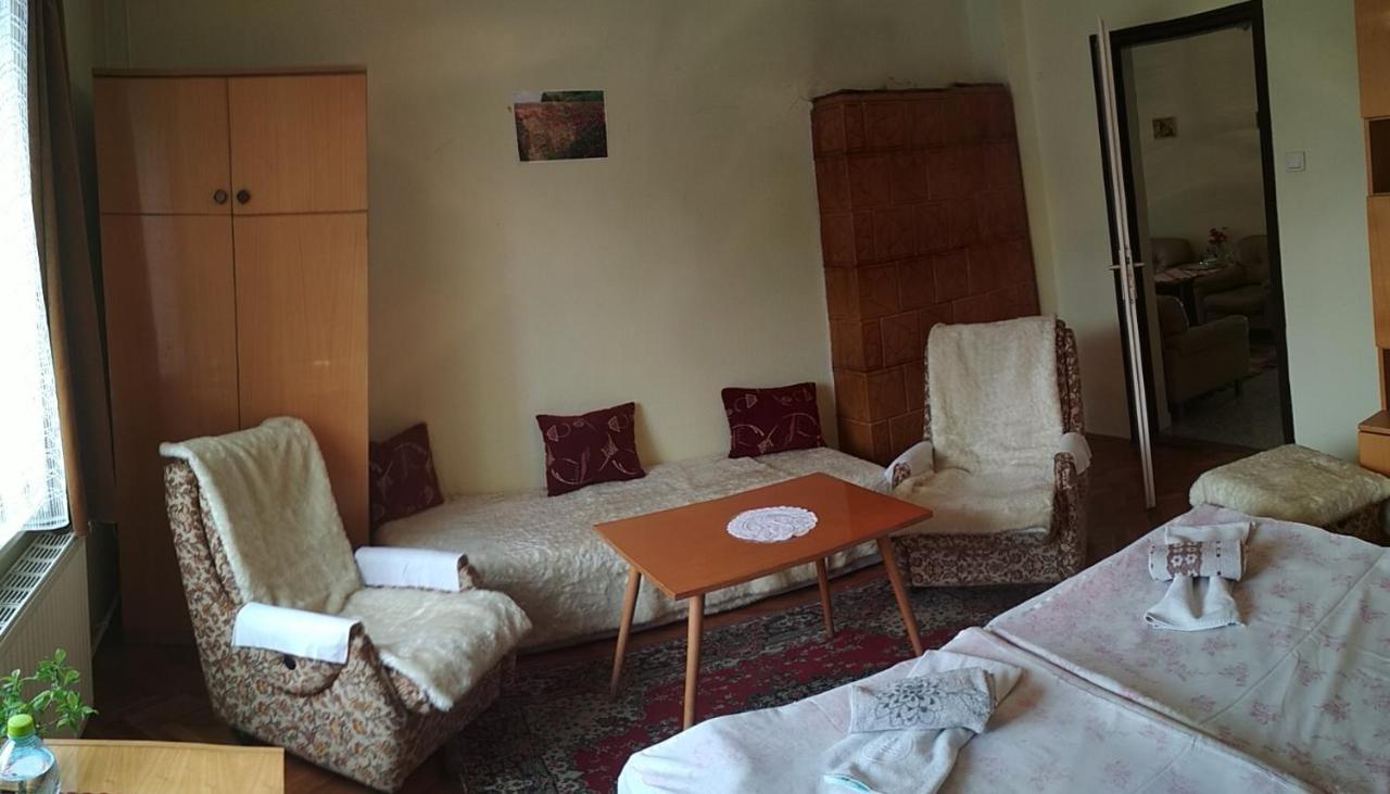 Appartamento Nyárfa Keszthely Esterno foto